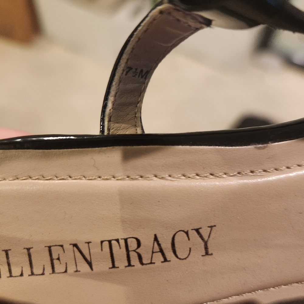 Ellen Tracy Black Sandals Size 7 1/2
